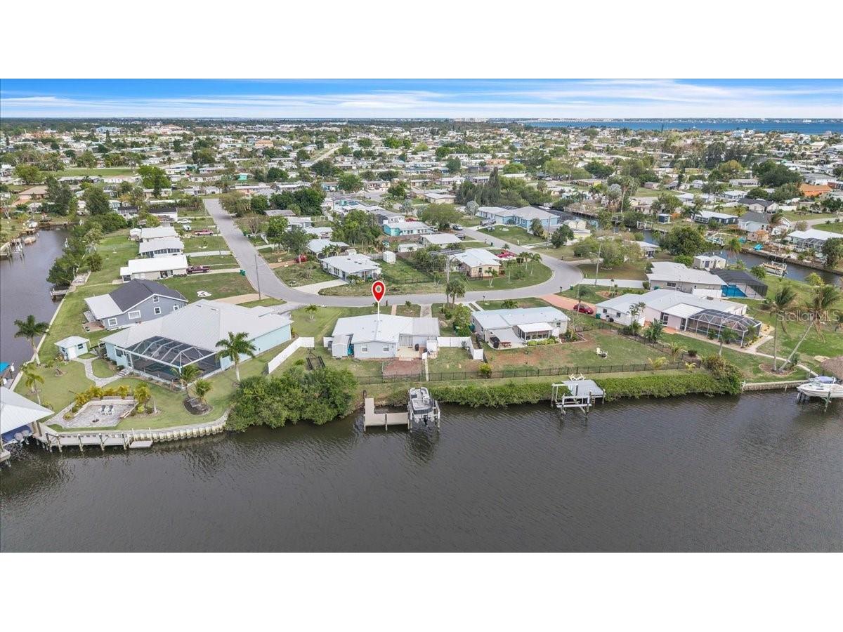 137 Poinsettia Circle NE Port Charlotte FL 33952 - ELKCAM WATERWAY C7523601 image33