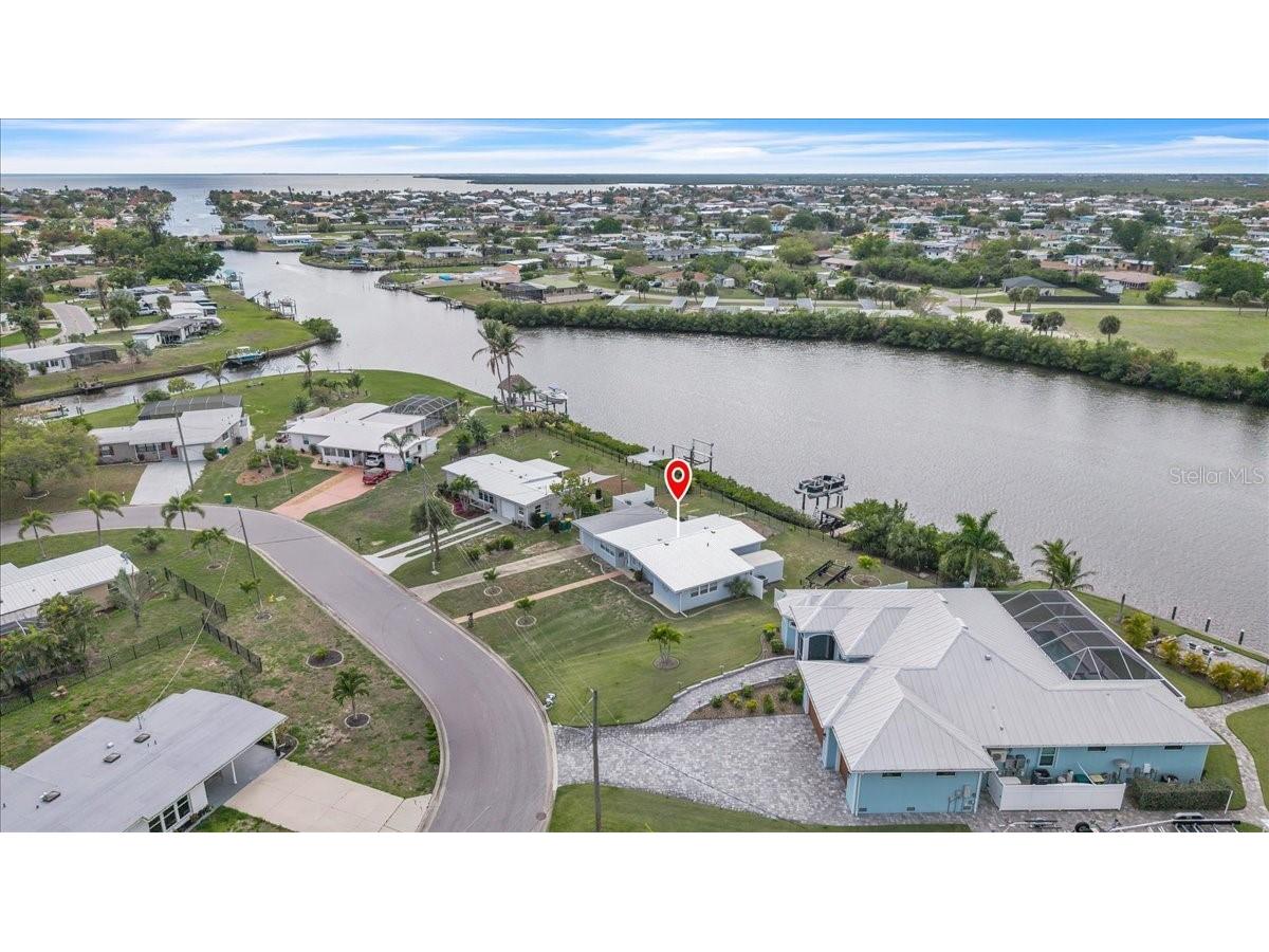 137 Poinsettia Circle NE Port Charlotte FL 33952 - ELKCAM WATERWAY C7523601 image36