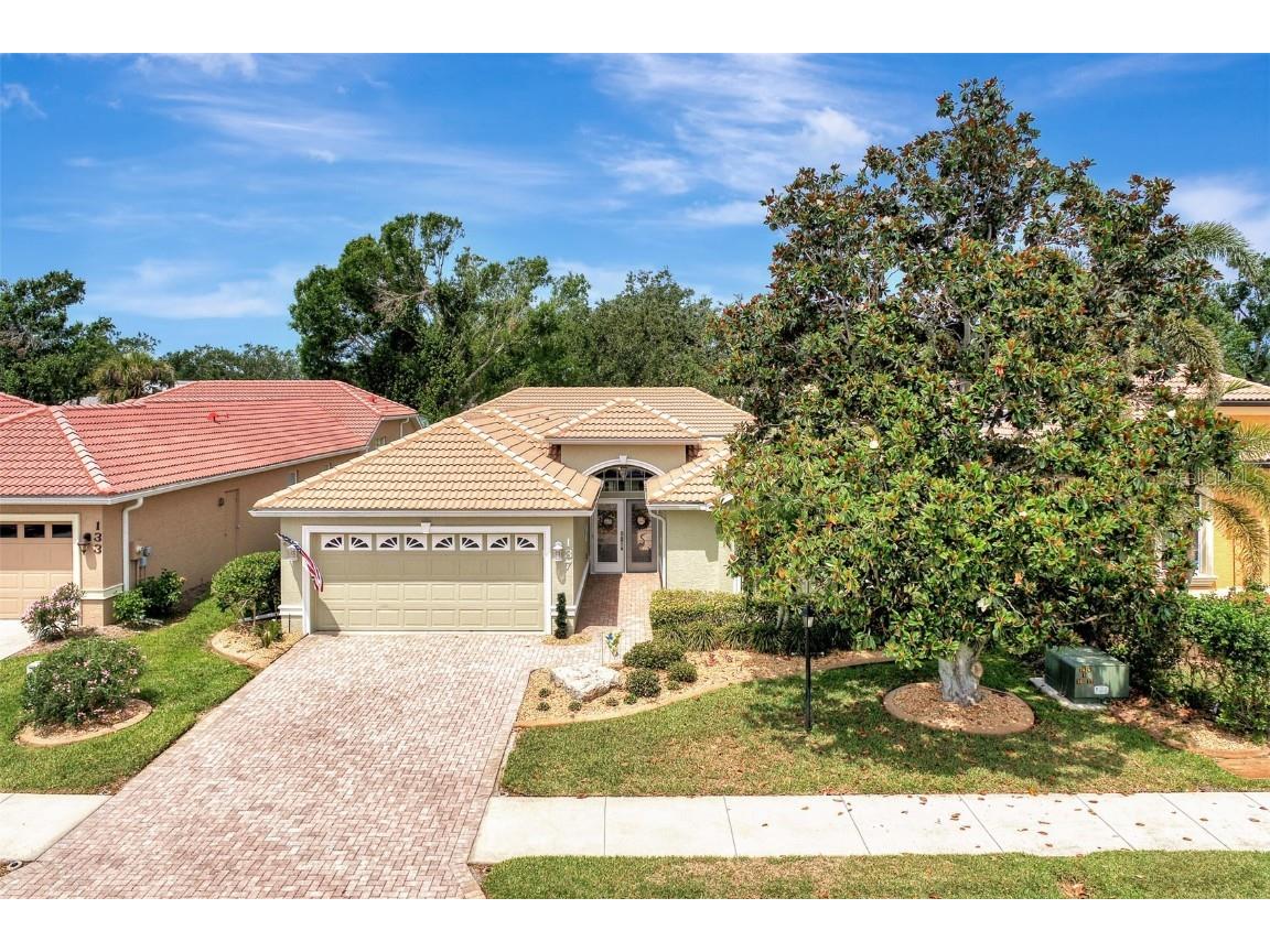 137 Valencia Lakes Drive Venice FL 34292 N6126780 image1
