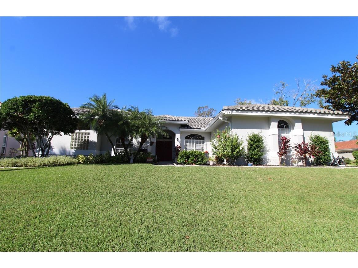 137 Woodcreek Drive E Safety Harbor FL 34695 TB8389124 image1