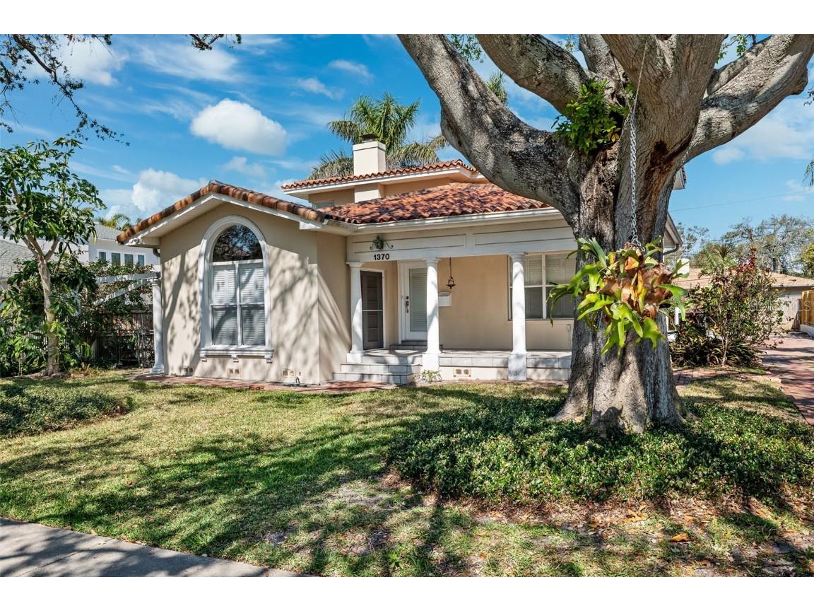 1370 Brightwaters Boulevard NE Saint Petersburg FL 33704 TB8346368 image1