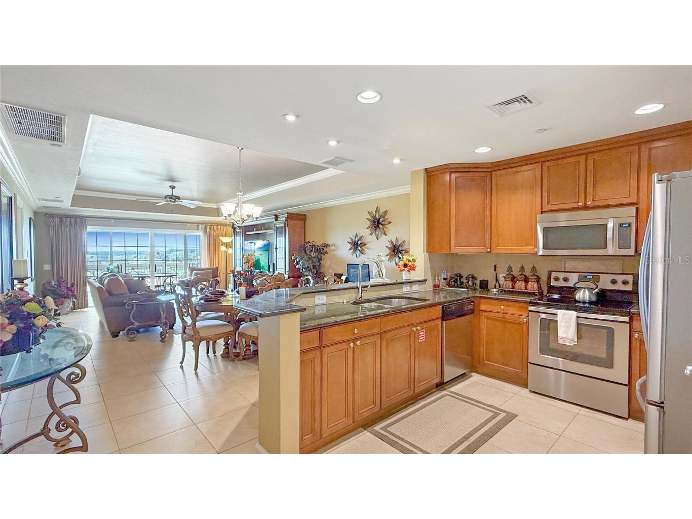 1370 Centre Court Ridge Drive #303 Reunion FL 34747 S5137427 image11