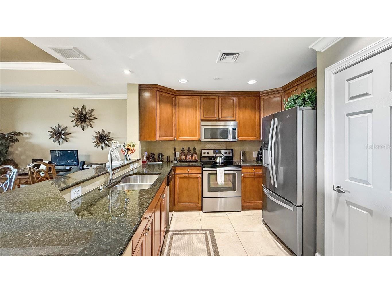 1370 Centre Court Ridge Drive #303 Reunion FL 34747 S5137427 image12