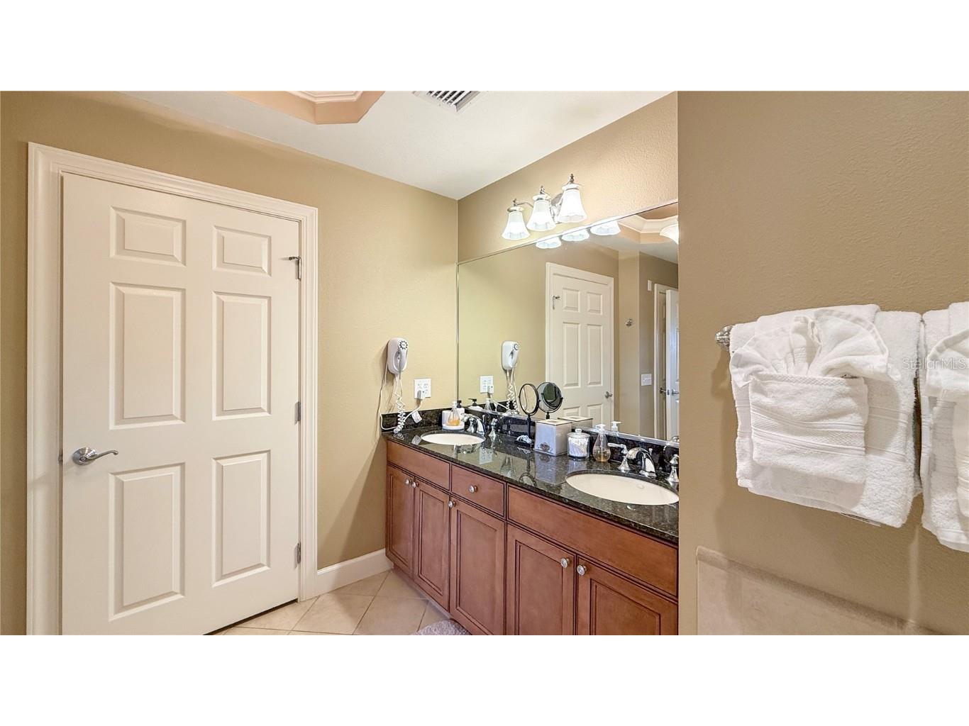 1370 Centre Court Ridge Drive #303 Reunion FL 34747 S5137427 image23