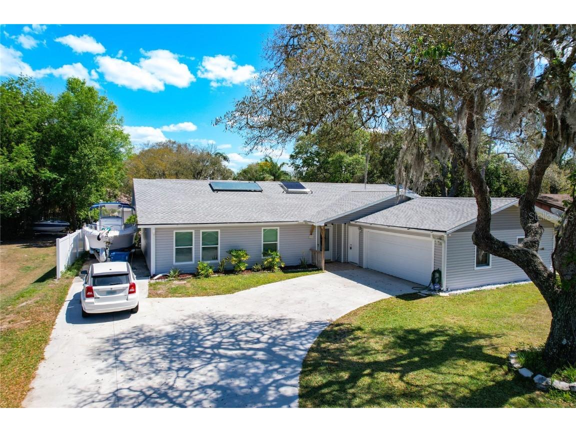 1370 Deltona Boulevard Spring Hill FL 34606 W7853540 image1