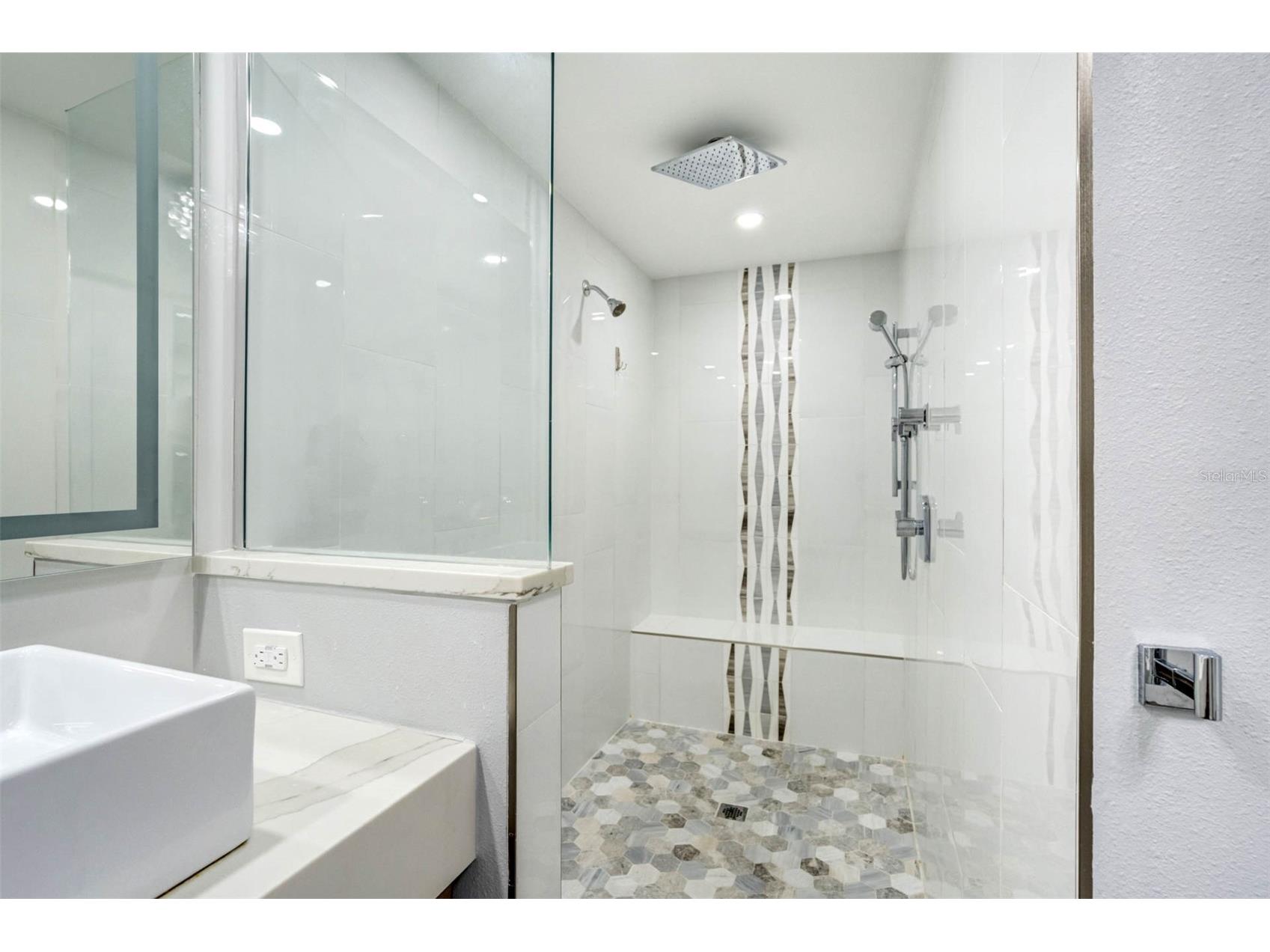 1370 Gulf Boulevard #403 Clearwater Beach FL 33767 TB8474557 image11