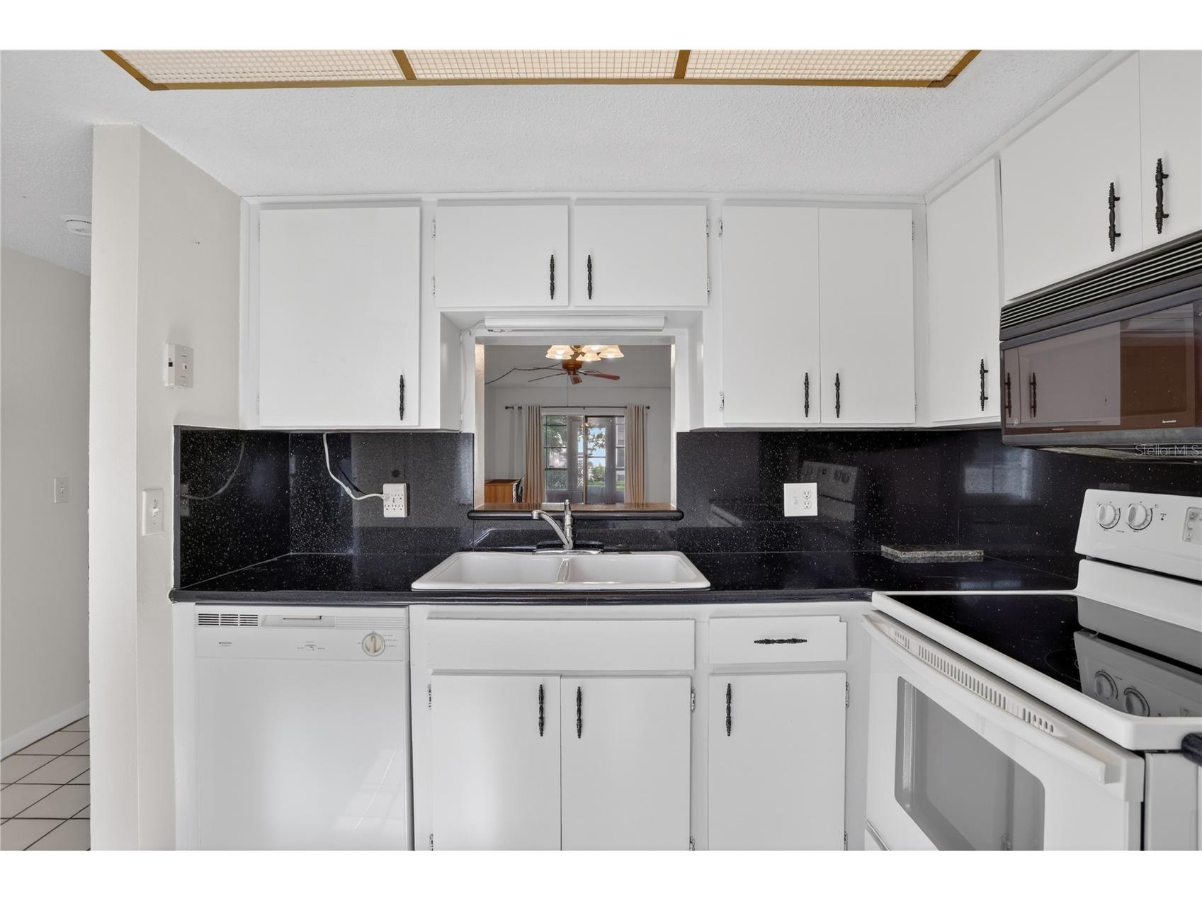 1370 Heather Ridge Boulevard #102 Dunedin FL 34698 W7885555 image12