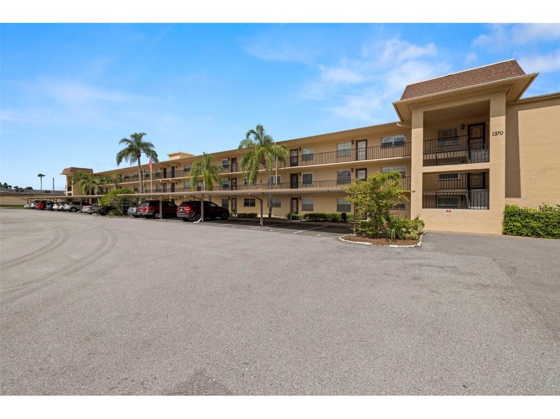 1370 Heather Ridge Boulevard #105 Dunedin FL 34698 TB8402918 image1