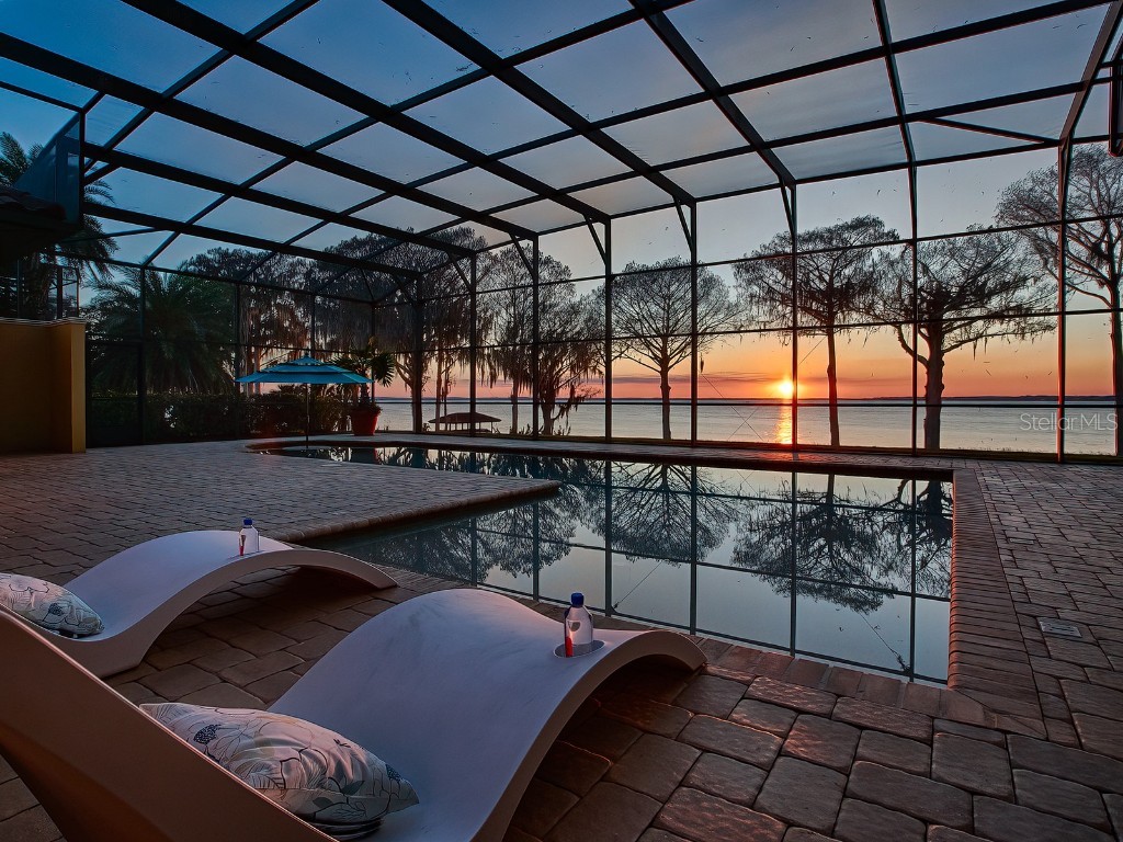 1370 Peninsula Drive Tavares FL 32778 - LAKE HARRIS O6179952 image1