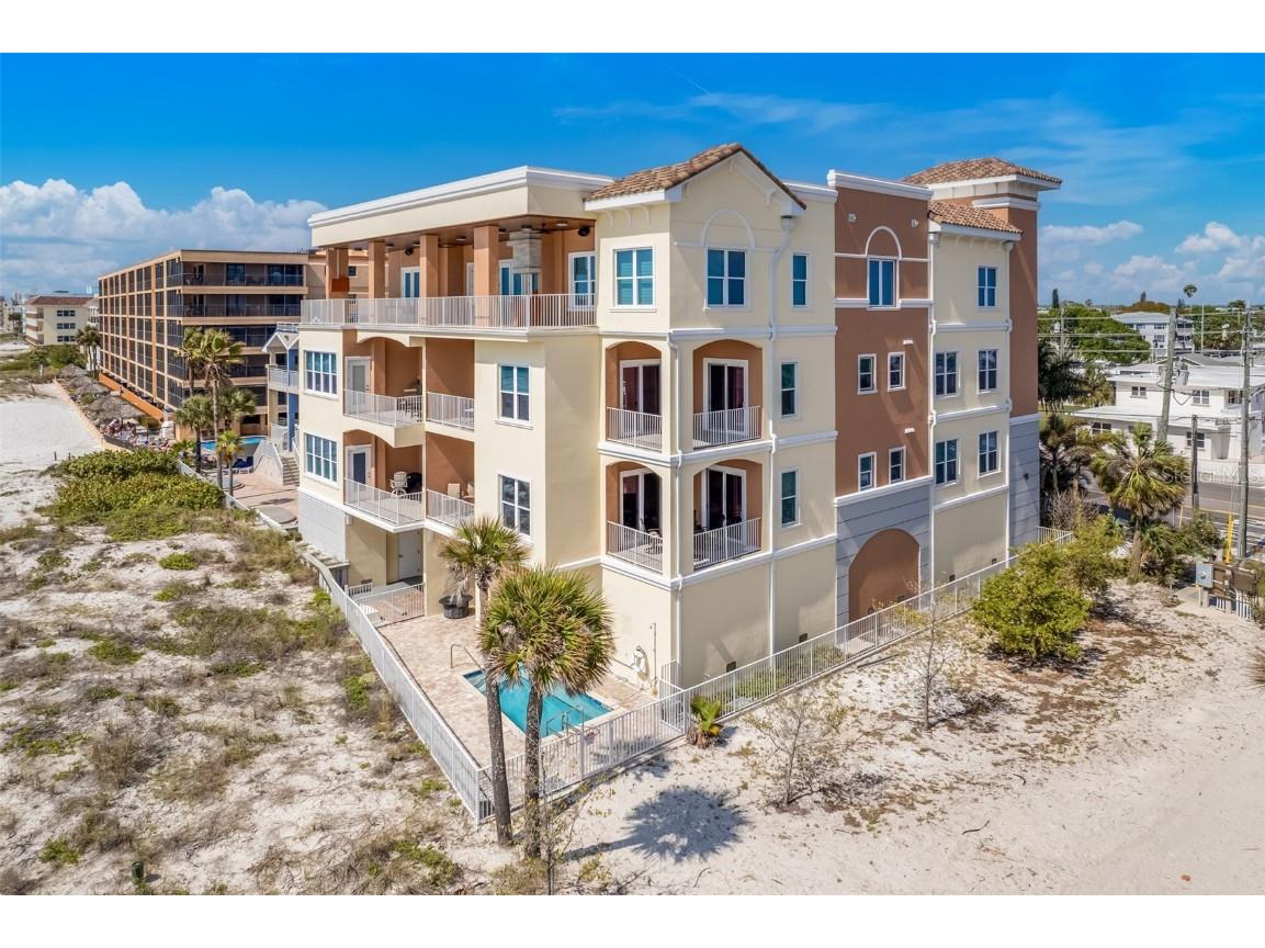 13700 Gulf Boulevard #301 Madeira Beach FL 33708 - GULF OF MEXICO U8193761 image1