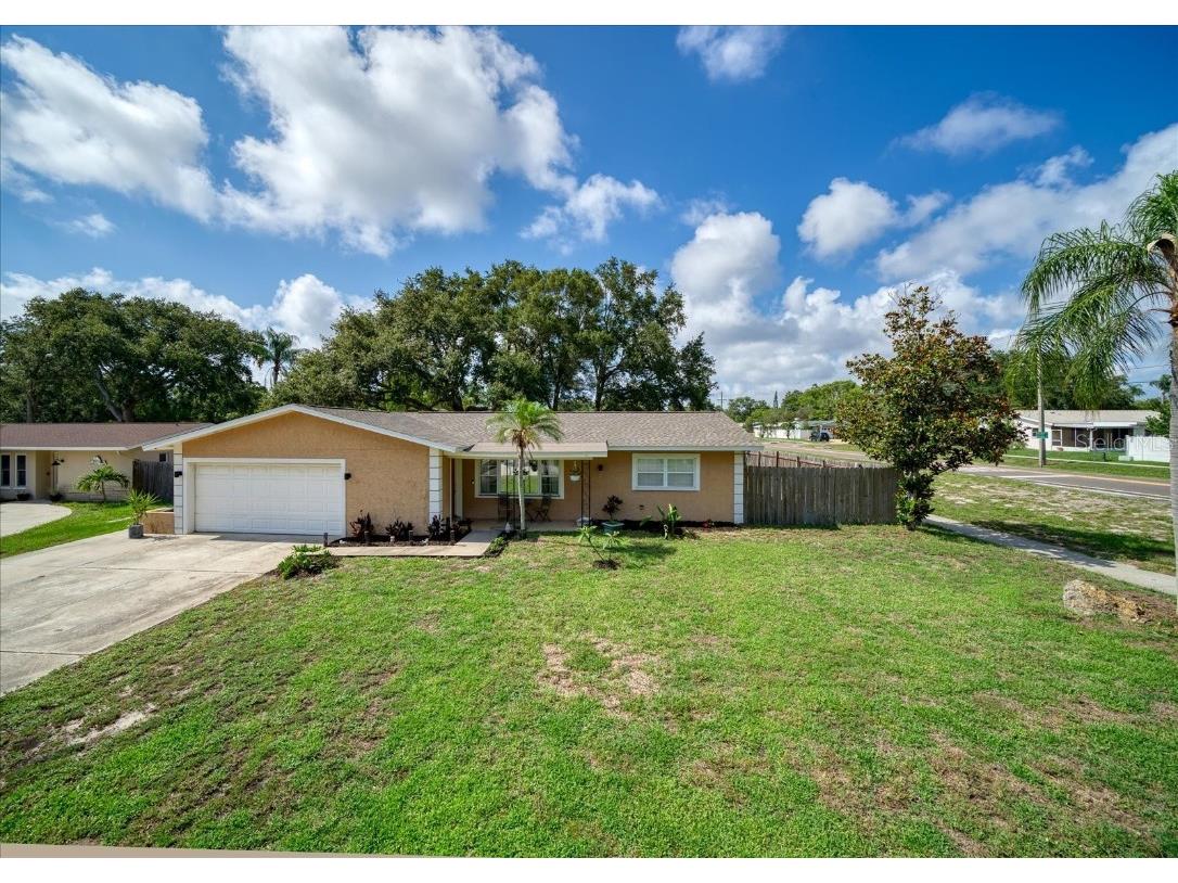 13701 87th Avenue Seminole FL 33776 U8205265 image1