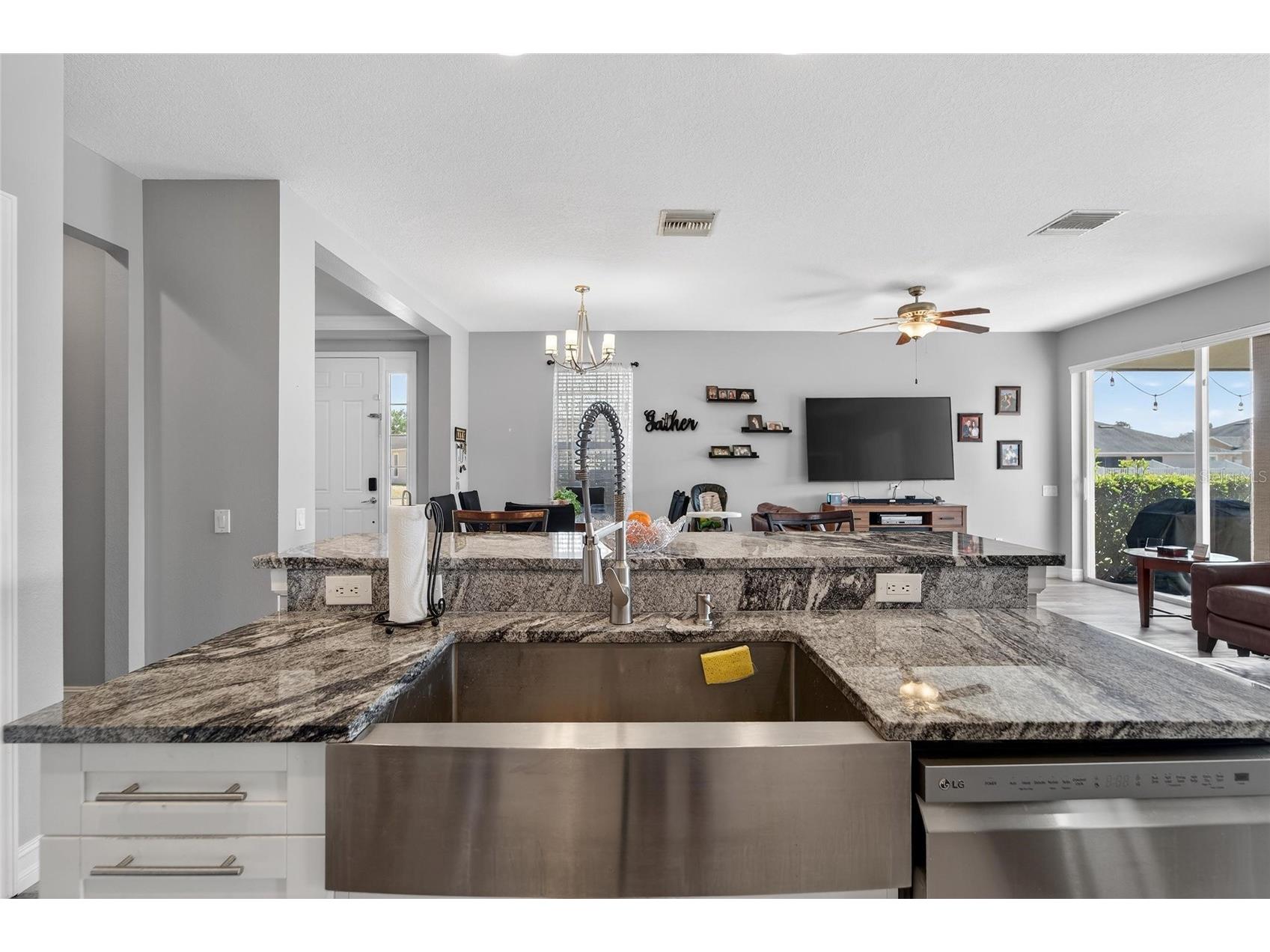 13701 Crest Lake Drive Hudson FL 34669 TB8466401 image19