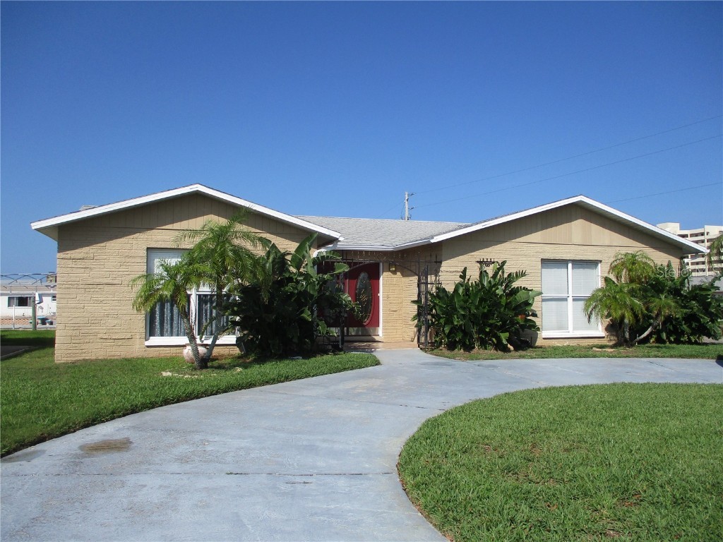 13701 Garris Drive Hudson FL 34667 W7852969 image1