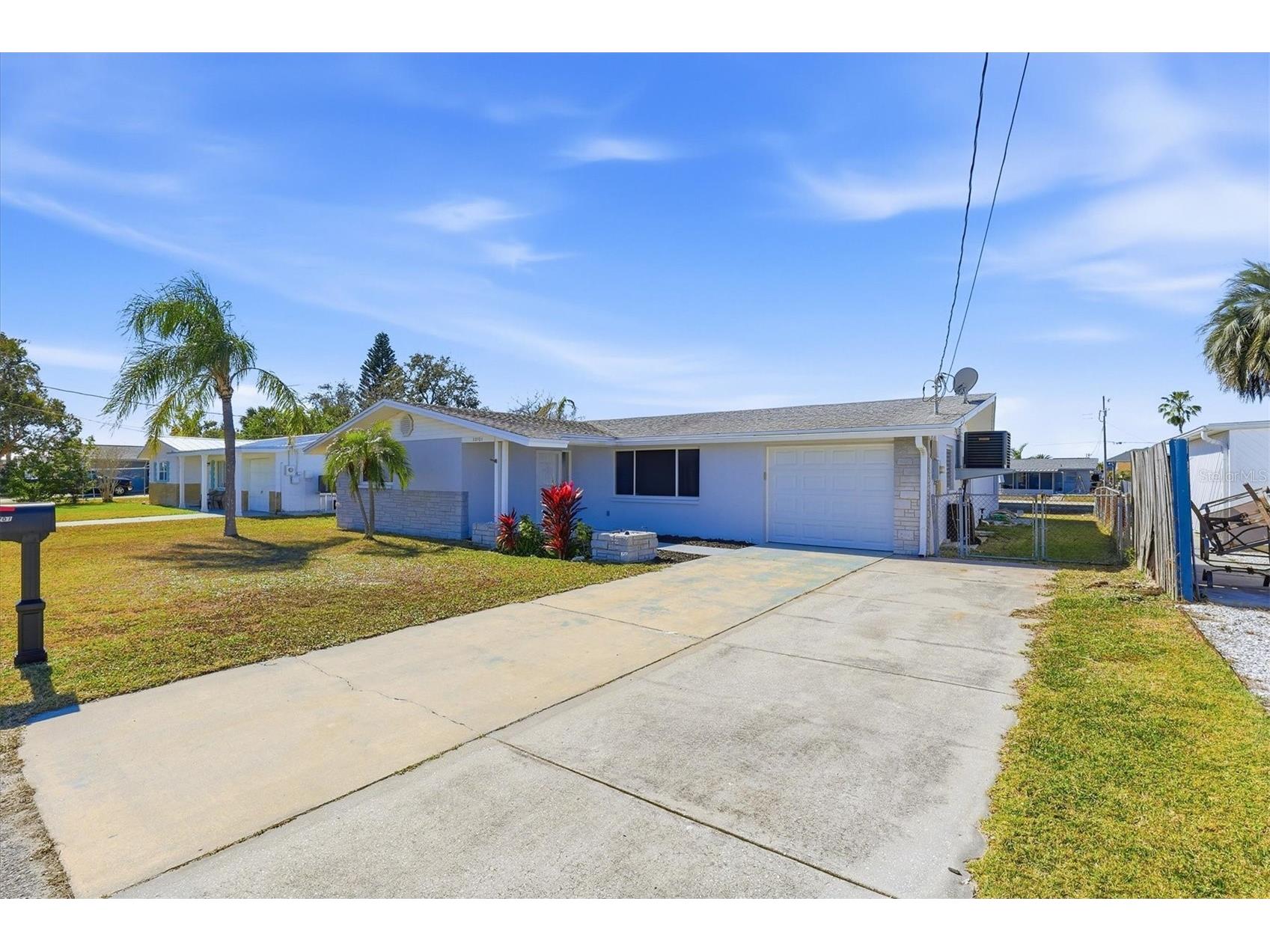13701 Maria Drive Hudson FL 34667 - DIRECT GULF ACCESS W7882679 image7
