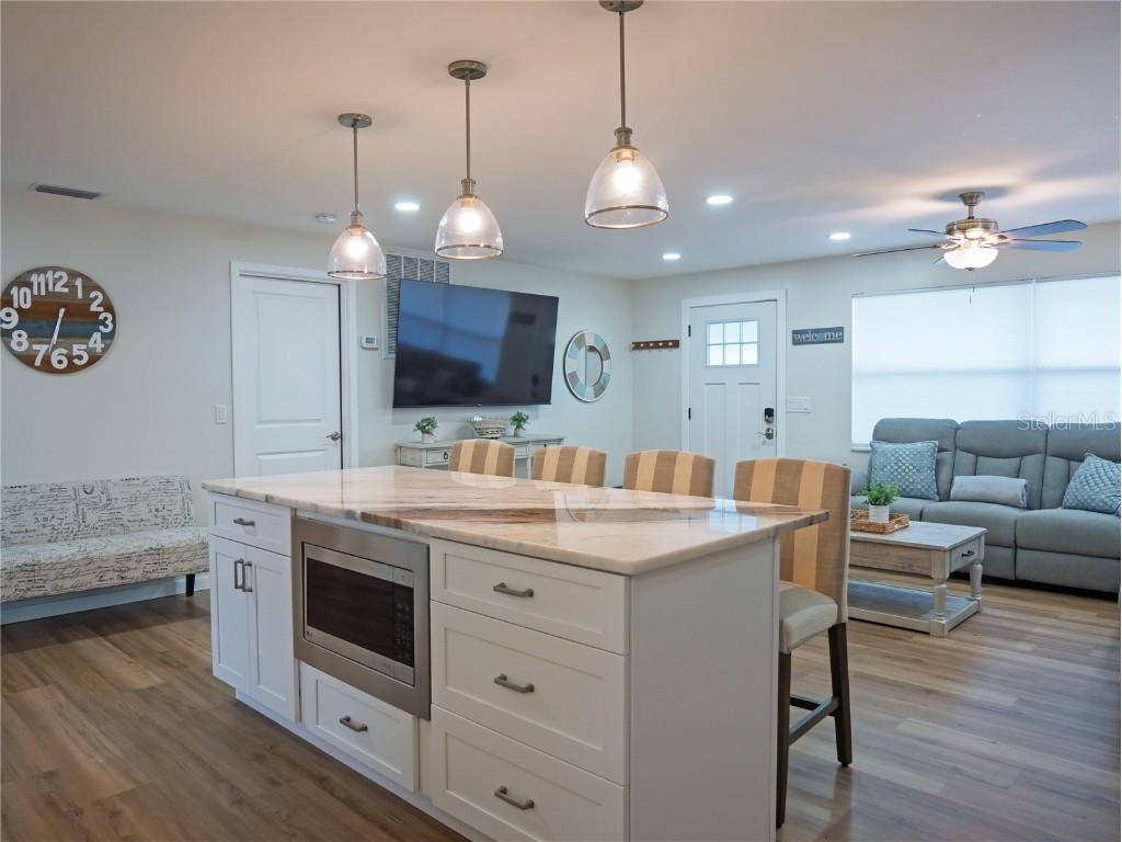 13702 Martinique Drive Seminole FL 33776 TB8428069 image12