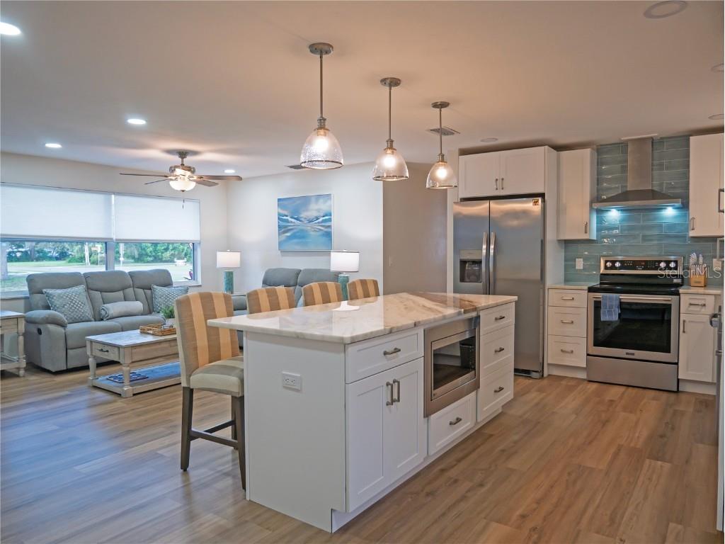 13702 Martinique Drive Seminole FL 33776 TB8428069 image13