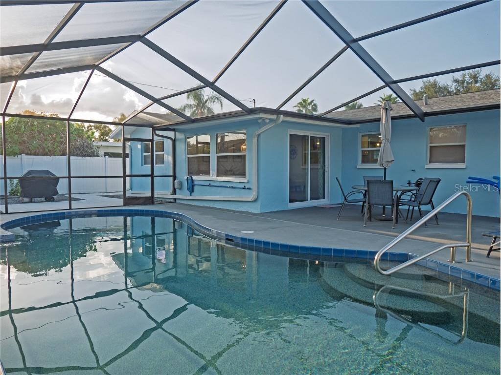 13702 Martinique Drive Seminole FL 33776 TB8428069 image2