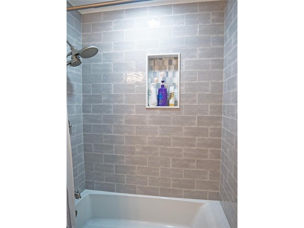 13702 Martinique Drive Seminole FL 33776 TB8428069 image24