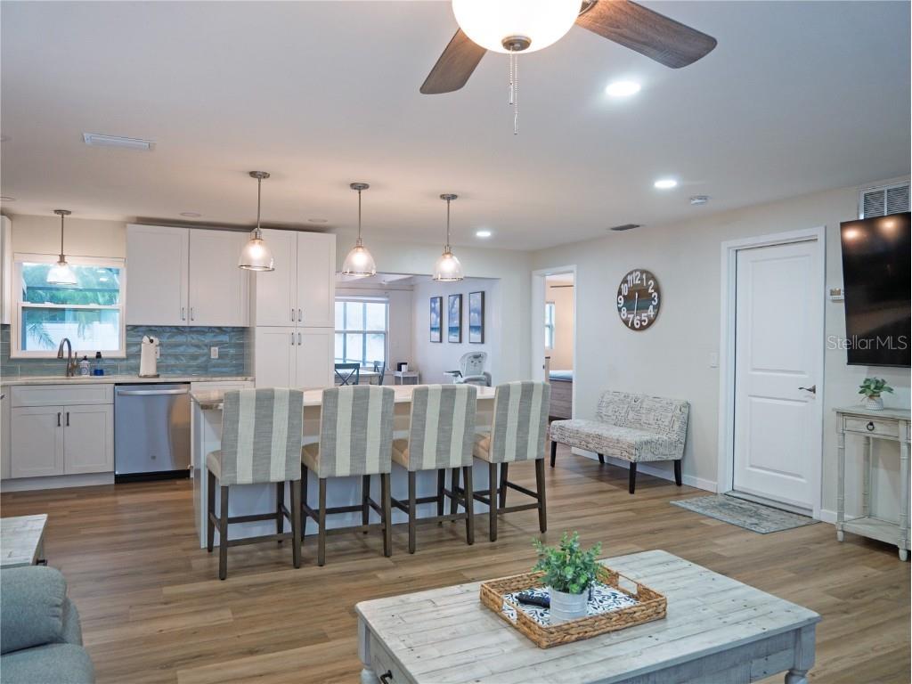 13702 Martinique Drive Seminole FL 33776 TB8428069 image5