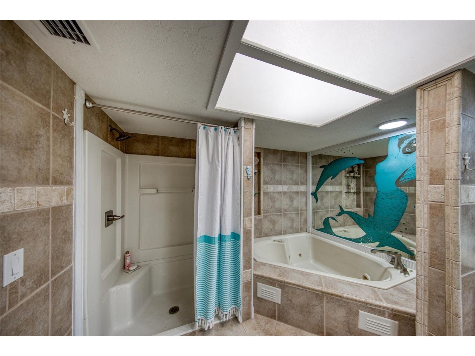 13703 Oak Forest Boulevard N Seminole FL 33776 TB8485534 image19