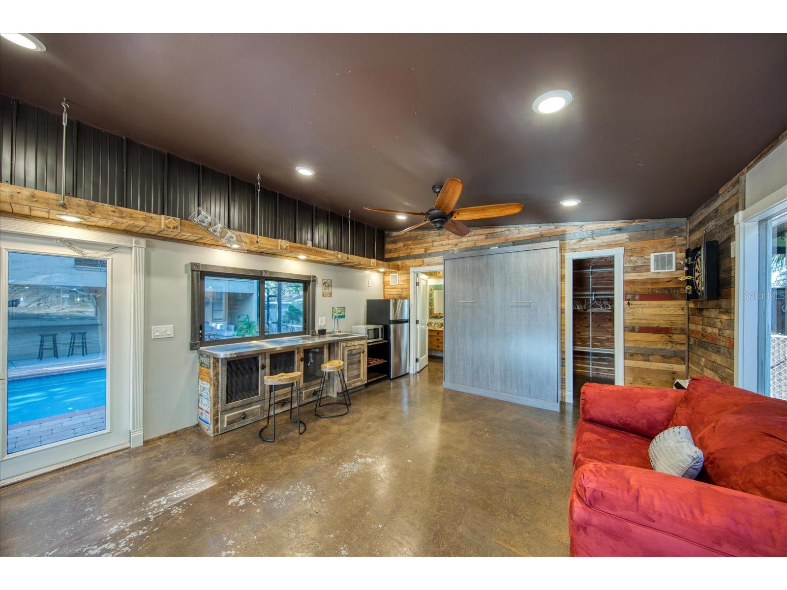 13703 Oak Forest Boulevard N Seminole FL 33776 TB8485534 image33