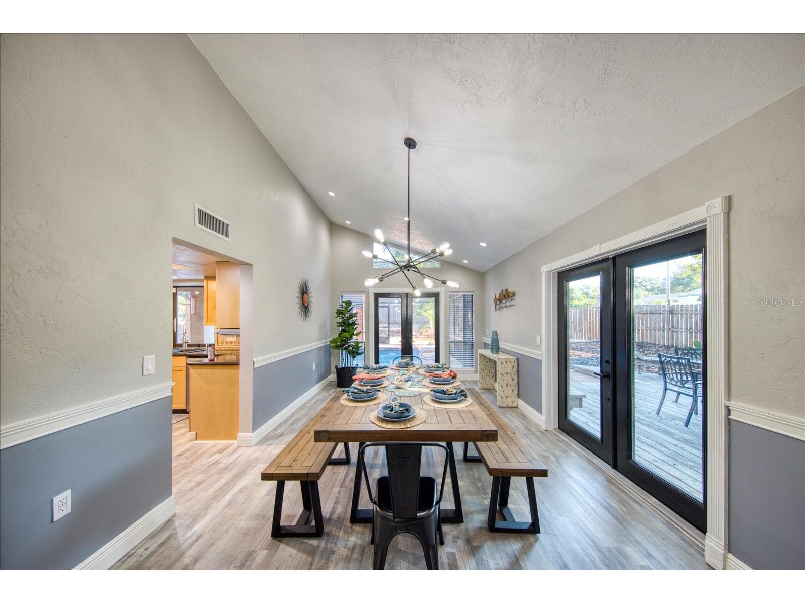 13703 Oak Forest Boulevard N Seminole FL 33776 TB8485534 image7