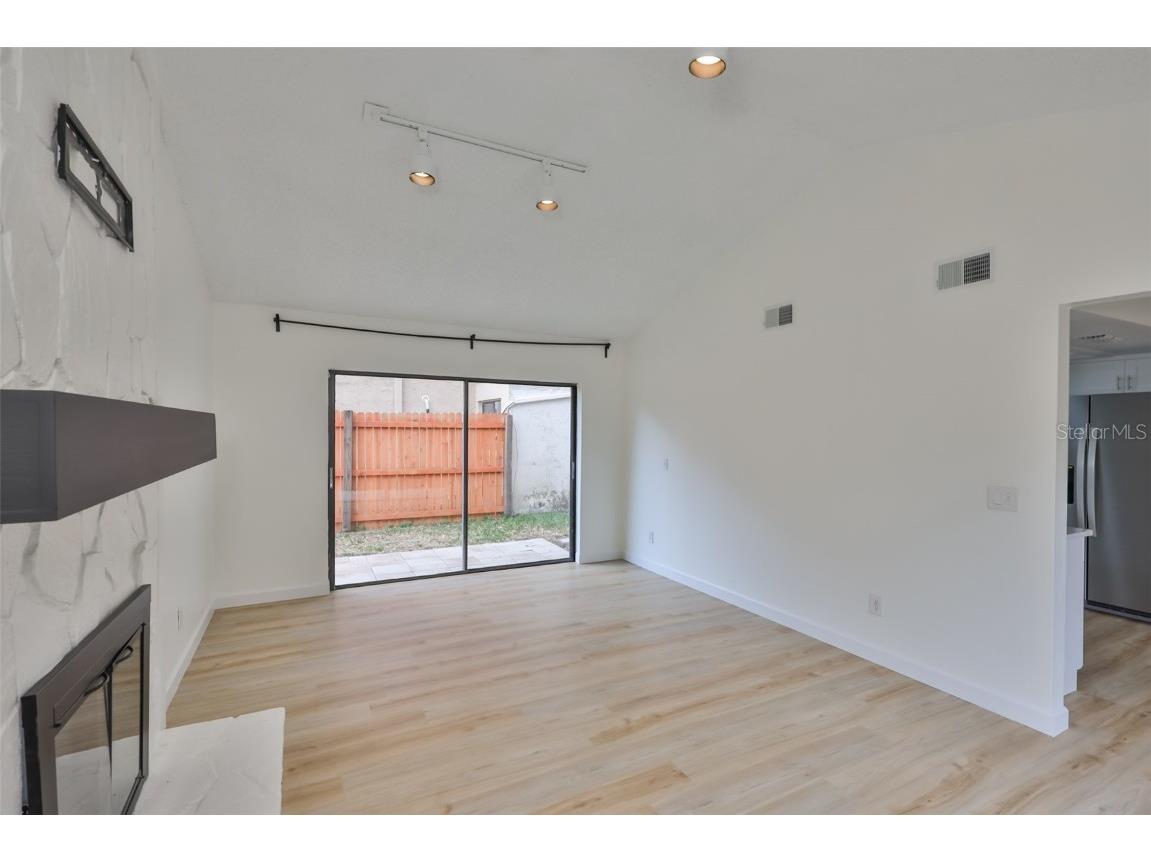 13703 Sweetwater Cove Place Tampa FL 33613 TB8382684 image3