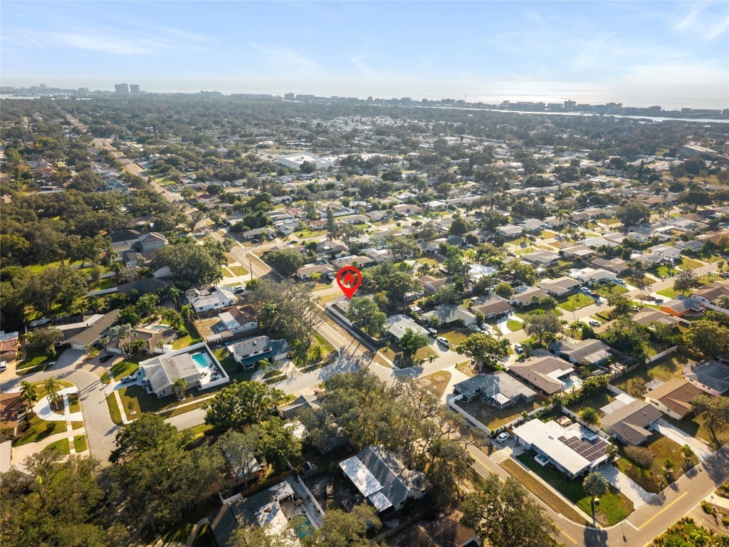 13705 Jamaica Drive Seminole FL 33776 TB8446173 image38