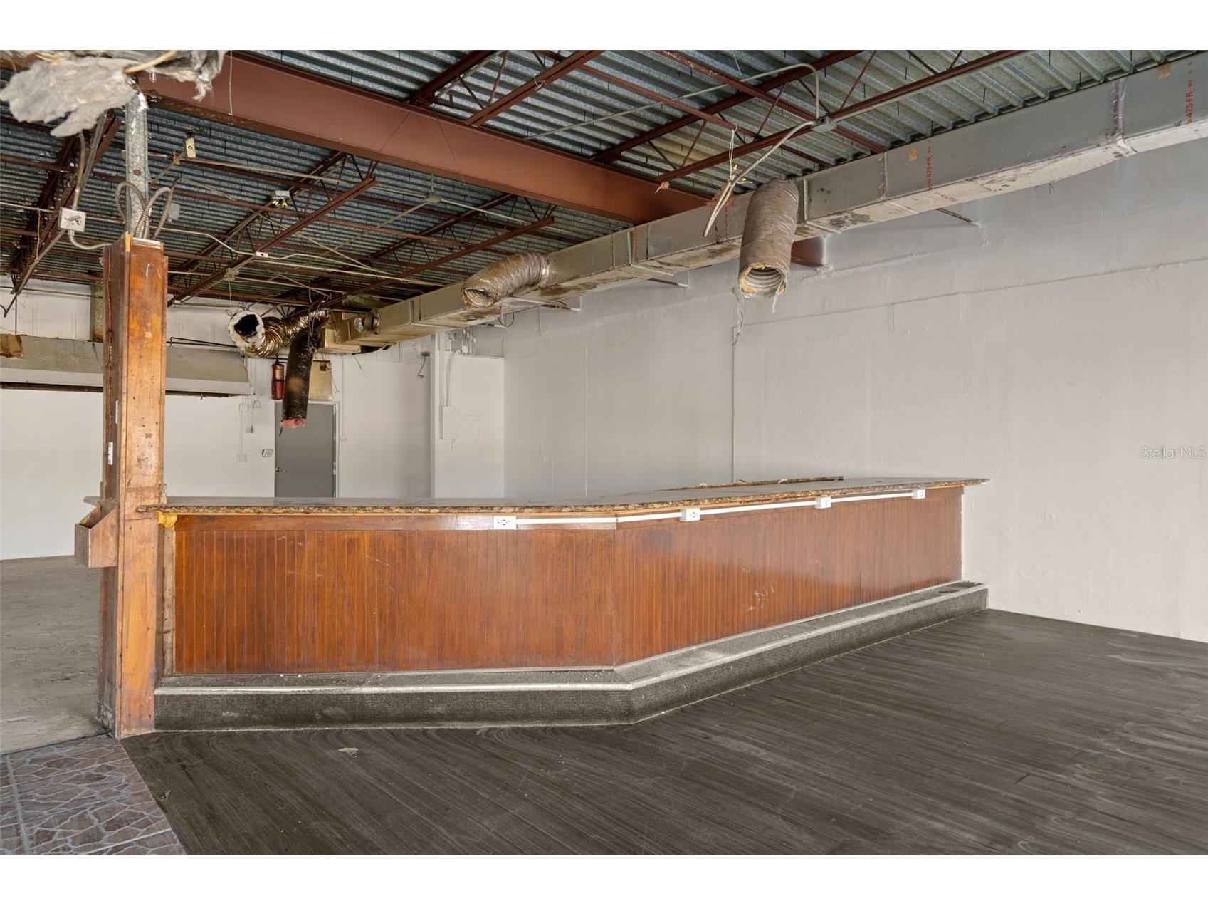 13705 N Dale Mabry Highway Tampa FL 33618 TB8486222 image15