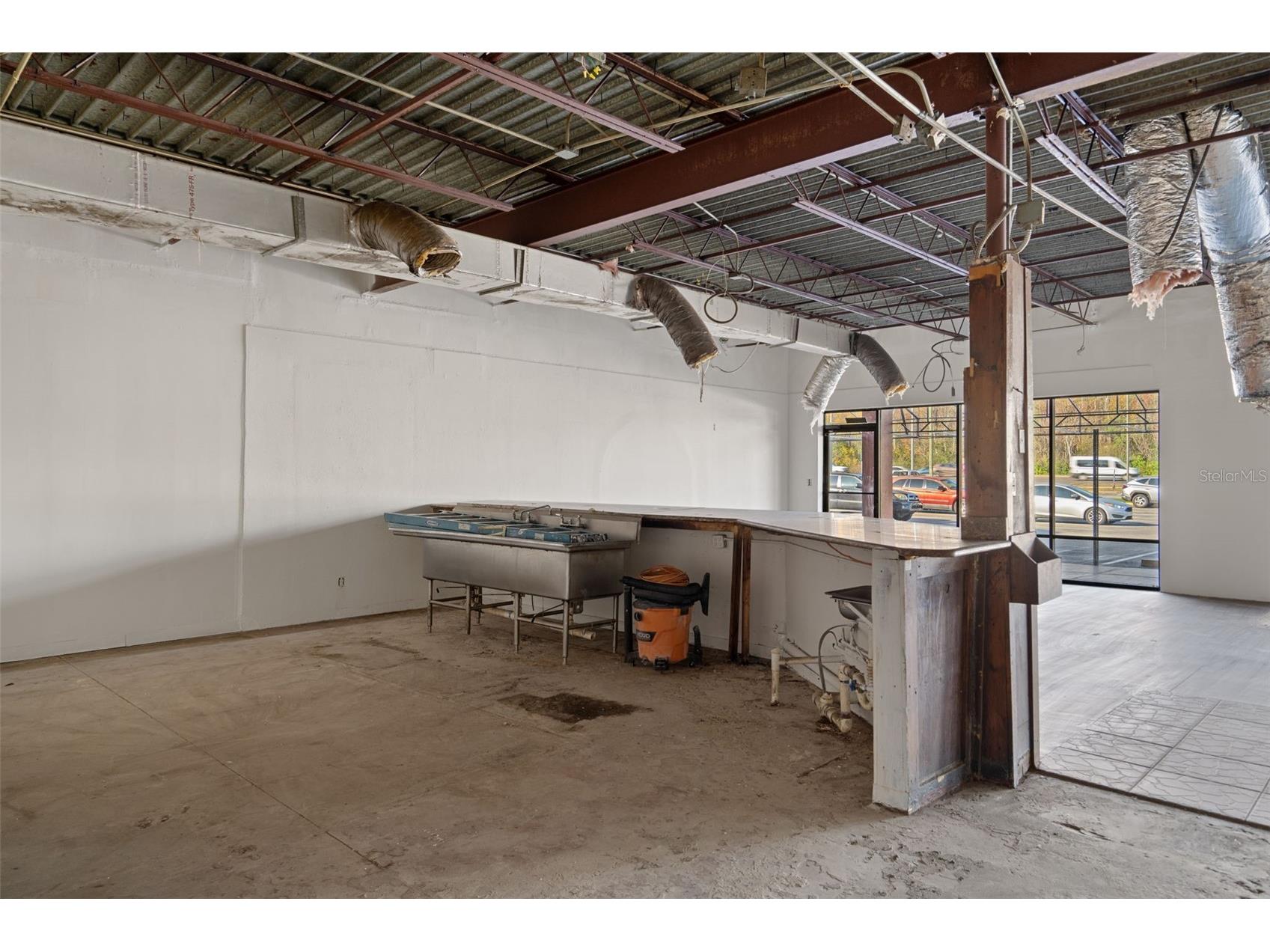 13705 N Dale Mabry Highway Tampa FL 33618 TB8486222 image16