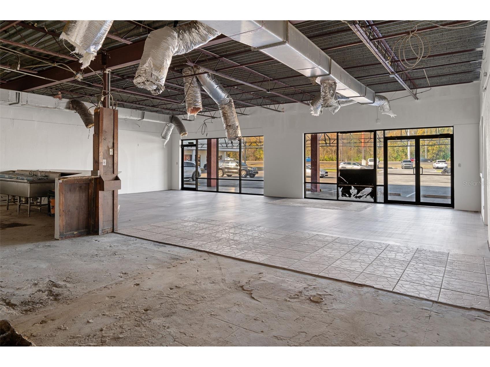 13705 N Dale Mabry Highway Tampa FL 33618 TB8486222 image21