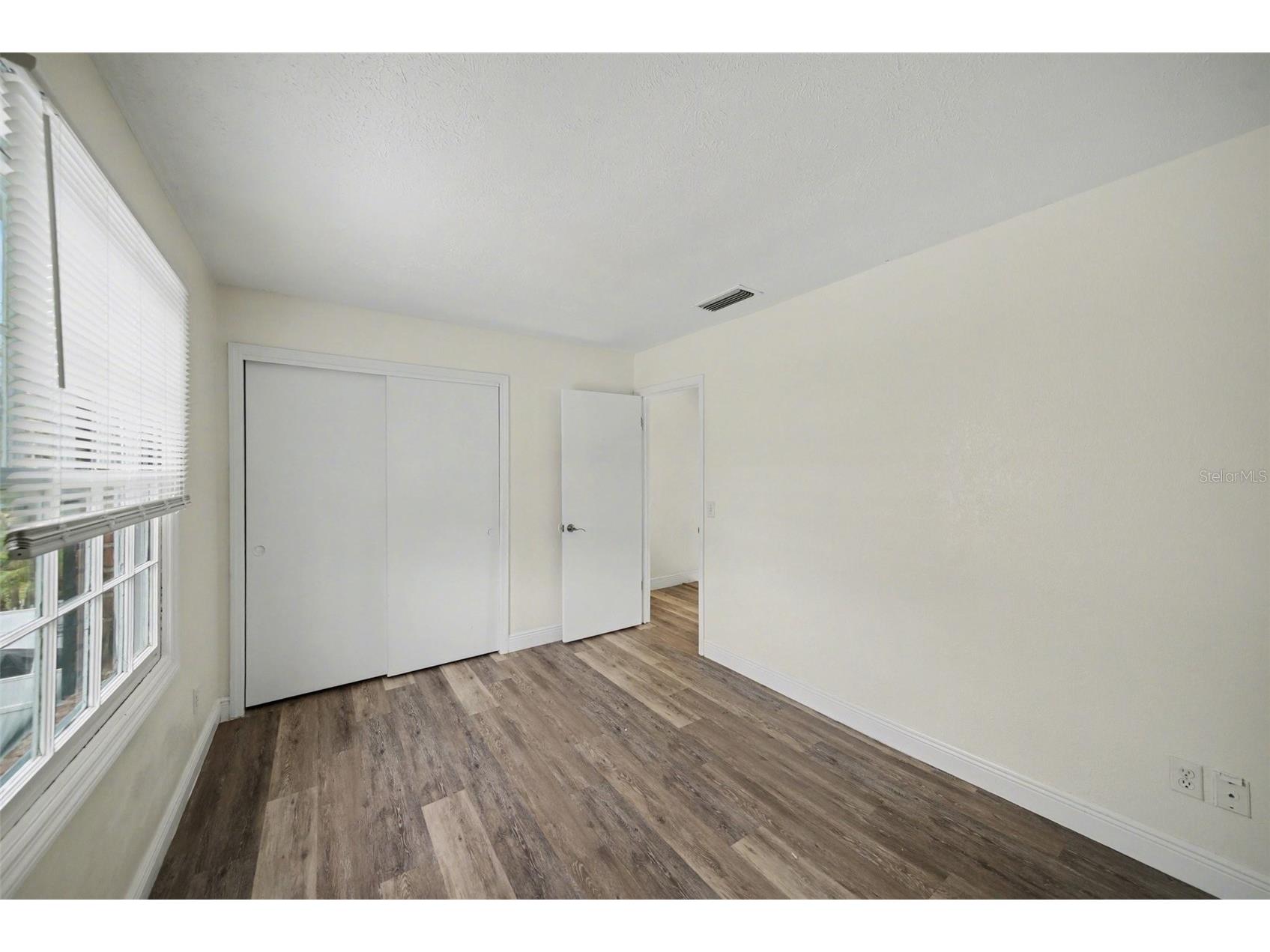 13708 Orange Sunset Drive Tampa FL 33618 TB8495786 image18