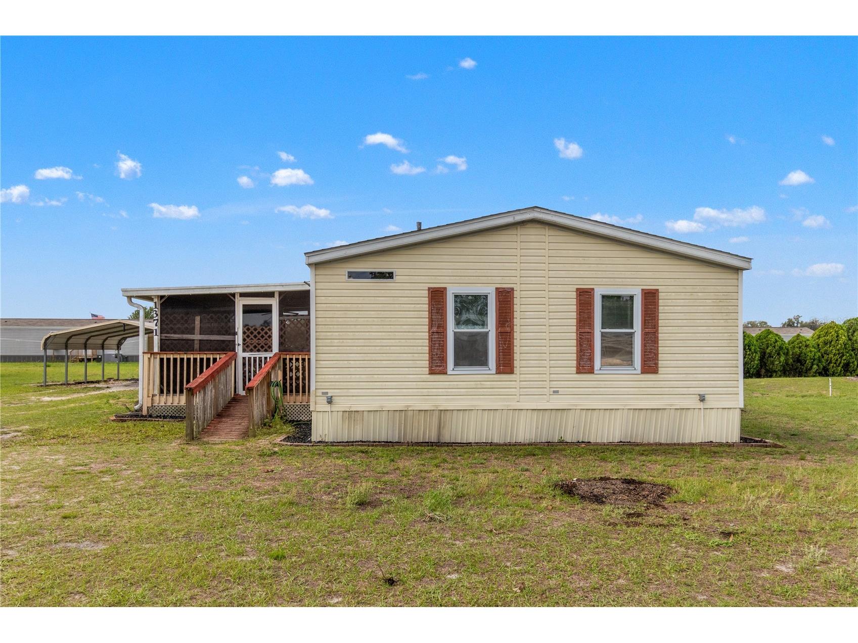 1371 NW 12th Lane Lake Panasoffkee FL 33538 G5110759 image1