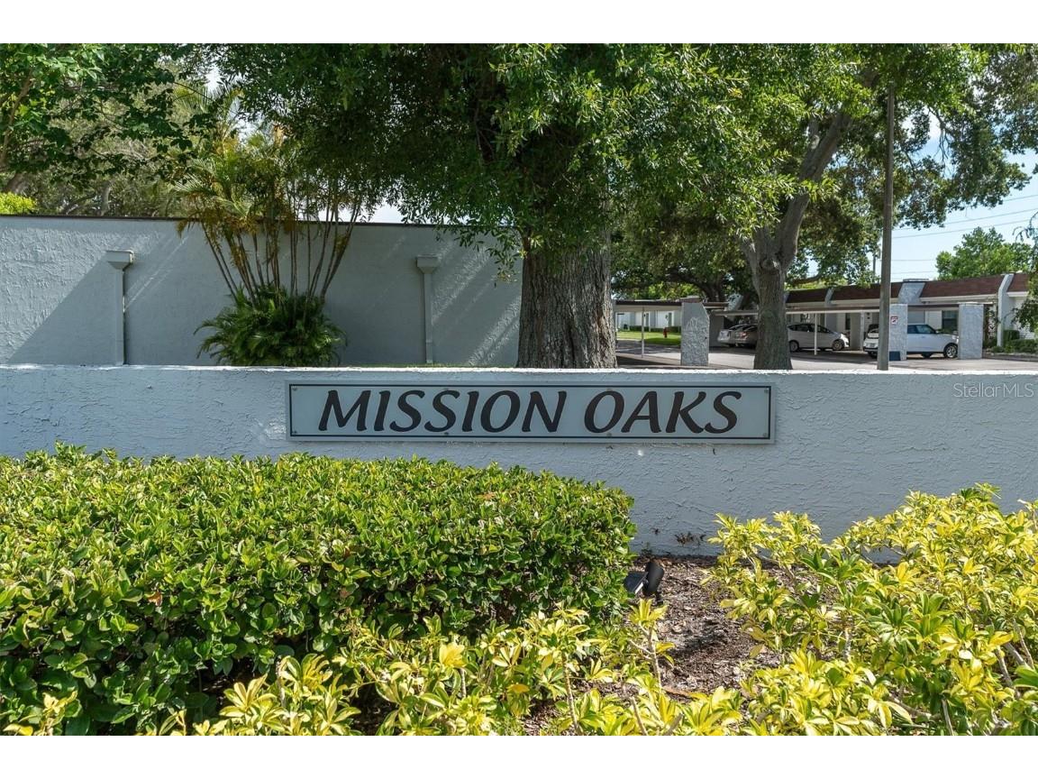 13711 Mission Oaks Boulevard Seminole FL 33776 U8205963 image1