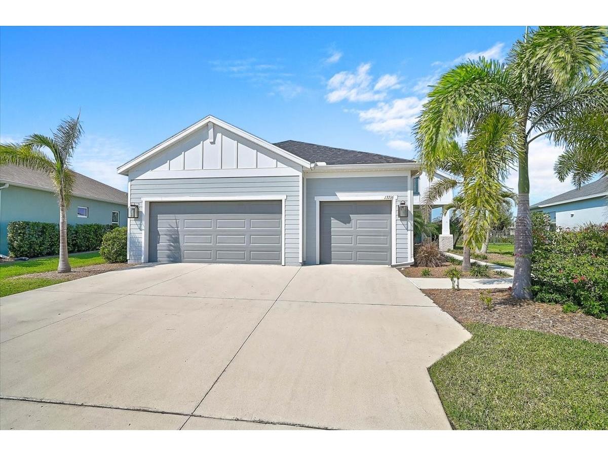13716 Old Creek Court Parrish FL 34219 A4688222 image1
