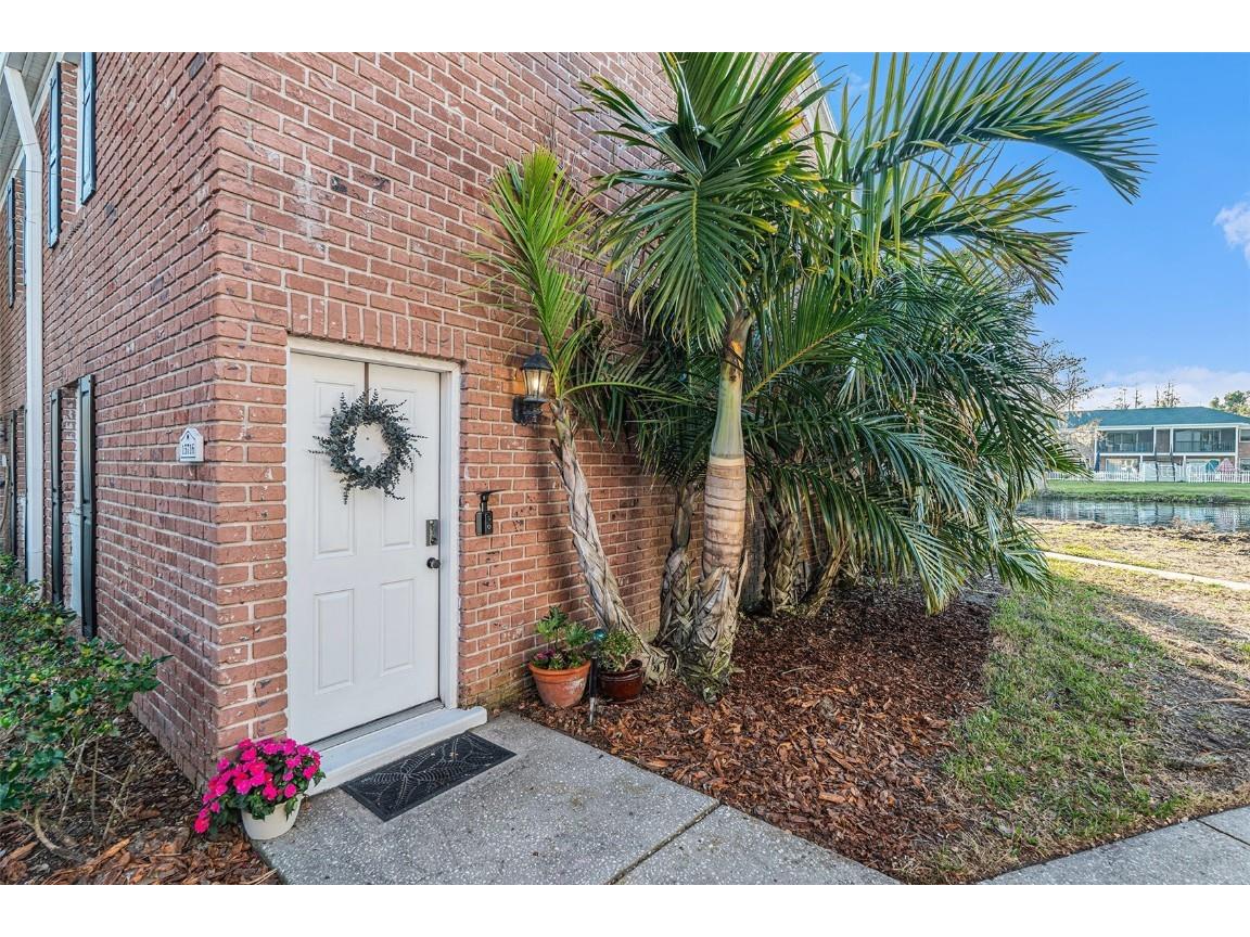 13716 Orange Sunset Drive Tampa FL 33618 - LAKE MAGDALENE TB8345000 image1