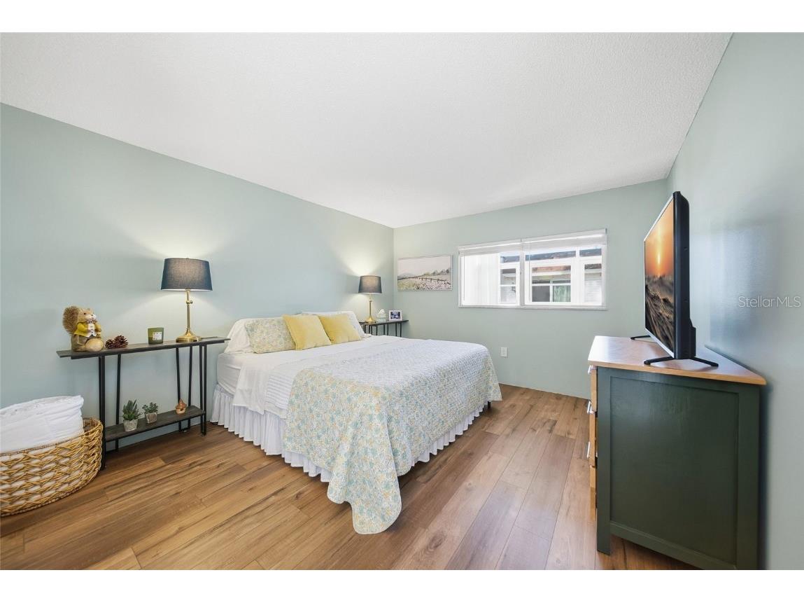 13717 Mission Oaks Boulevard Seminole FL 33776 TB8454165 image10