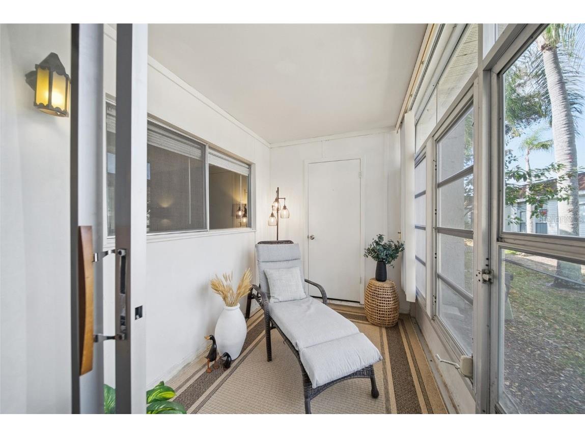 13717 Mission Oaks Boulevard Seminole FL 33776 TB8454165 image16