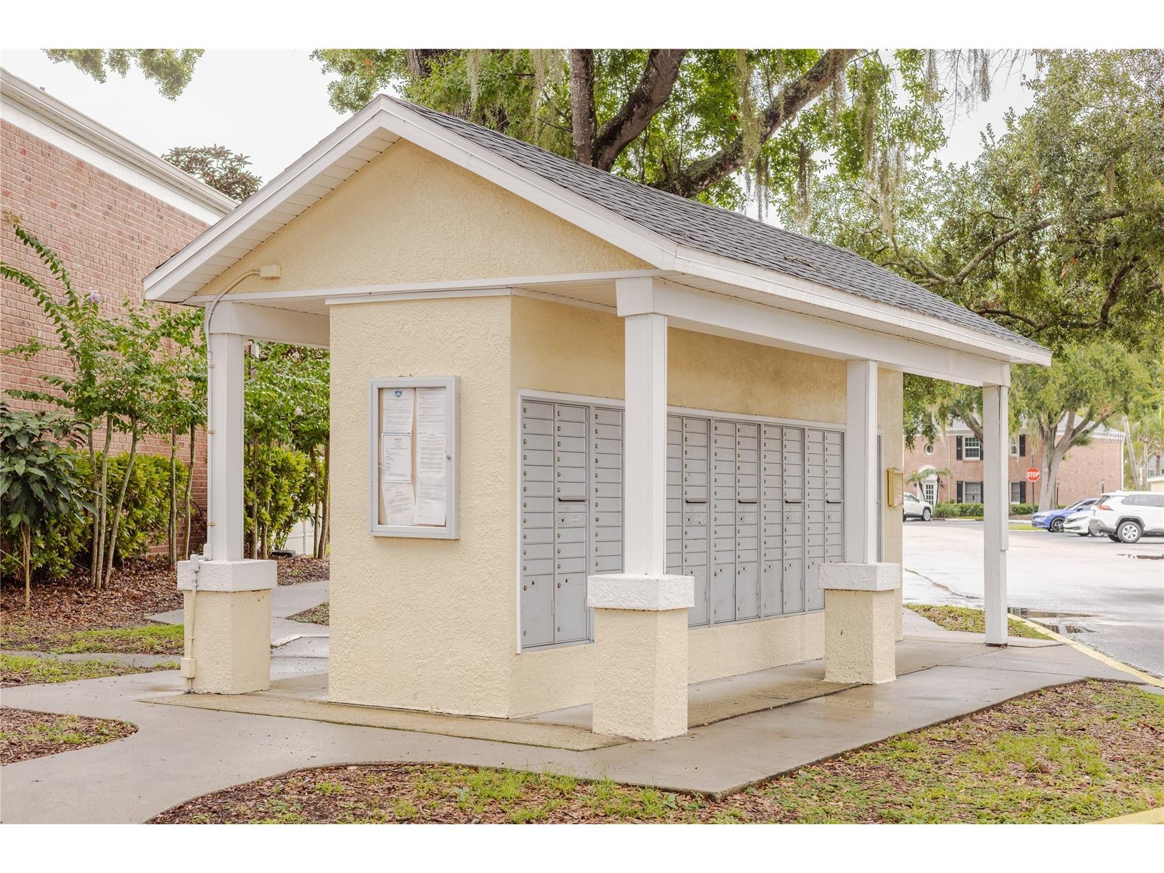 13718 Orange Sunset Drive #202 Tampa FL 33618 TB8407198 image38