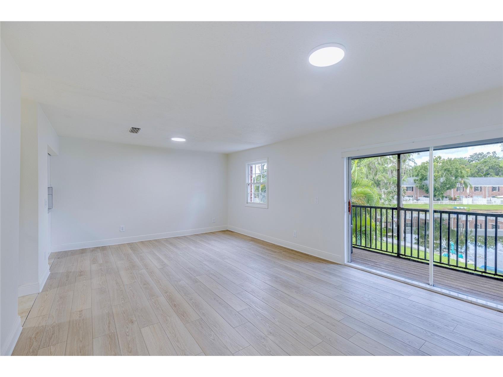 13718 Orange Sunset Drive #202 Tampa FL 33618 TB8407198 image4