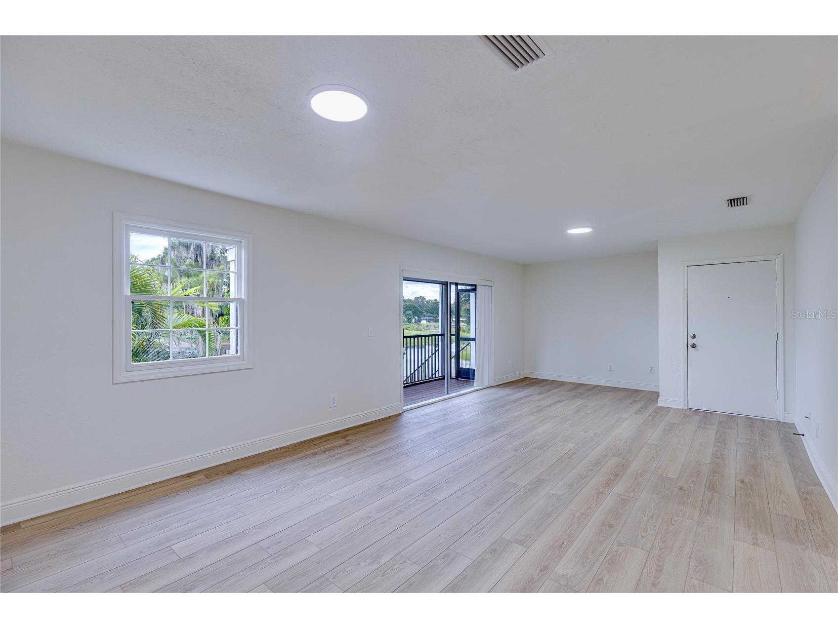 13718 Orange Sunset Drive #202 Tampa FL 33618 TB8407198 image6