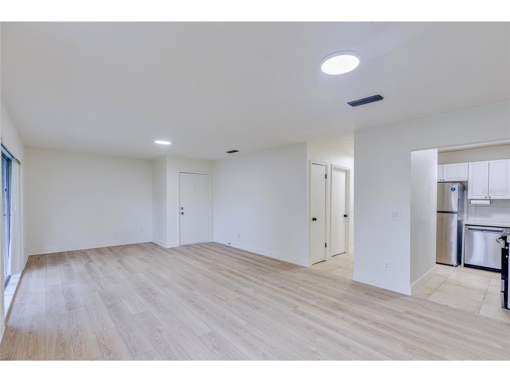 13718 Orange Sunset Drive #202 Tampa FL 33618 TB8407198 image7