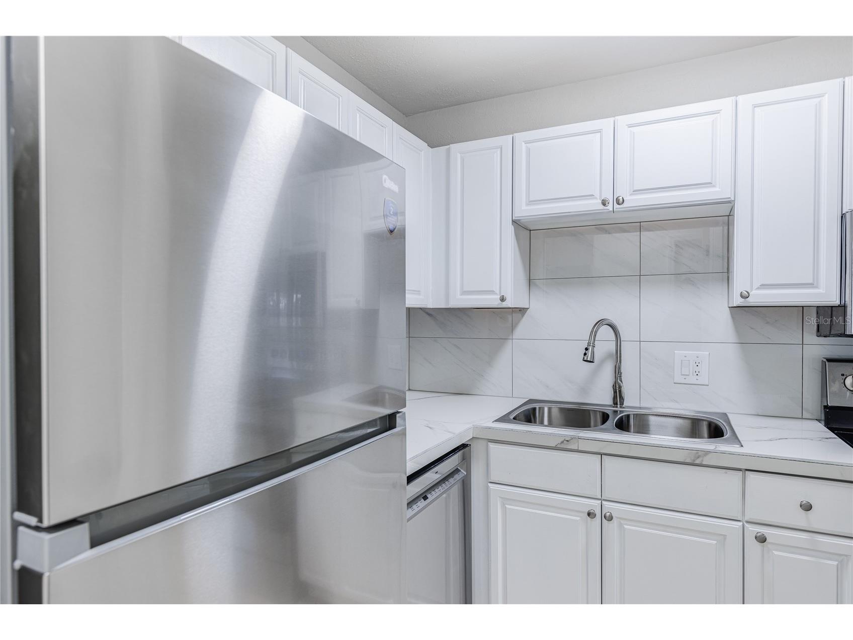 13718 Orange Sunset Drive #202 Tampa FL 33618 TB8407198 image9