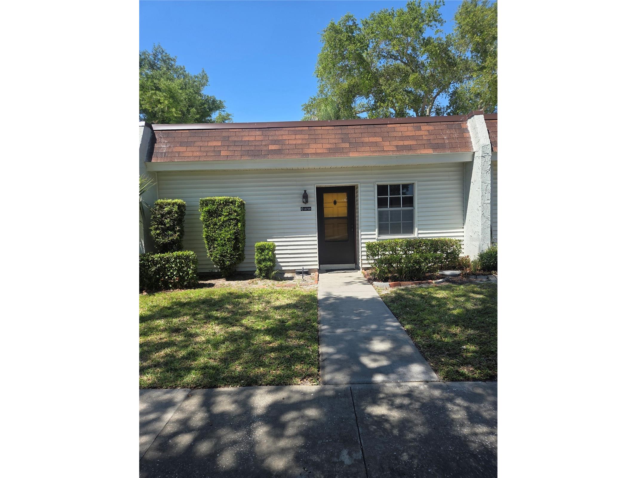 13719 Mission Oaks Boulevard Seminole FL 33776 TB8502098 image1