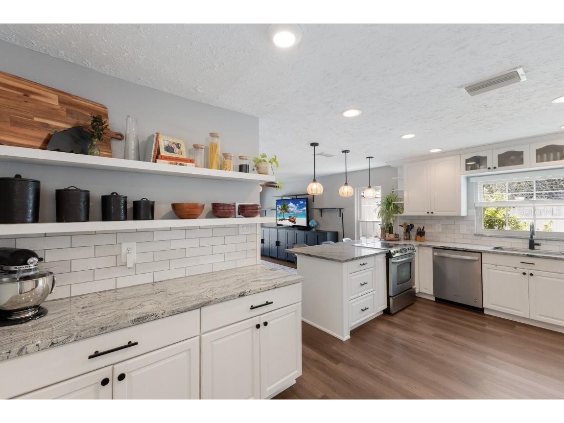 13719 Wilkes Drive Tampa FL 33618 A4663712 image15