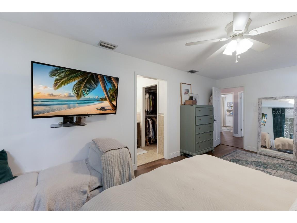 13719 Wilkes Drive Tampa FL 33618 A4663712 image17