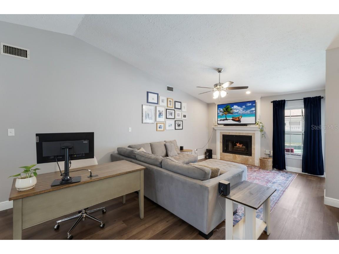 13719 Wilkes Drive Tampa FL 33618 A4663712 image8