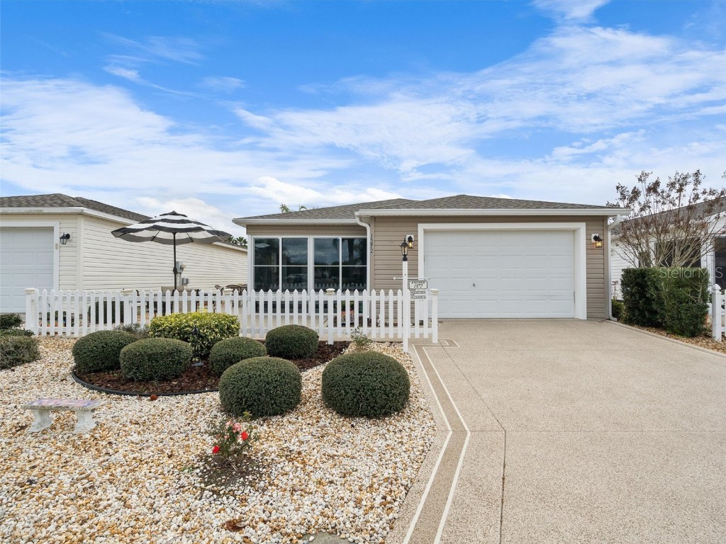 1372 Fairway Street The Villages FL 32162 OM672705 image1