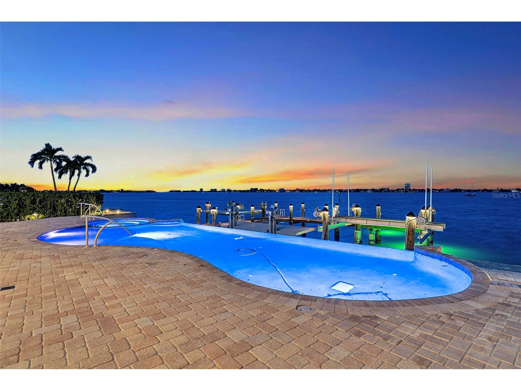 1372 Harbor Drive Sarasota FL 34239 - SARASOTA BAY A4699257 image5