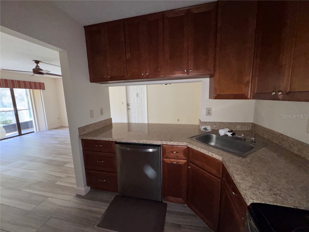 1372 Pine Ridge Circle E #F1 Tarpon Springs FL 34688 TB8447964 image16